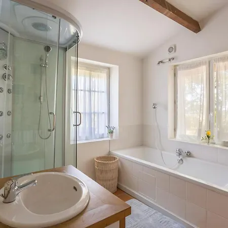 Gageac-et-rouillac Sleeps 6 Pool Wifi Villa Gageac-et-Rouillac