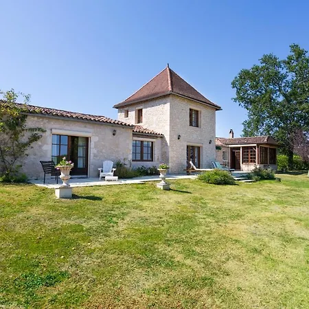 Gageac-et-rouillac Sleeps 6 Pool Wifi Villa