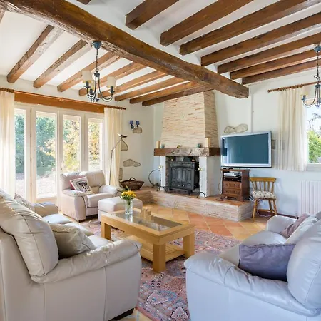 Gageac-et-rouillac Sleeps 6 Pool Wifi Villa Gageac-et-Rouillac